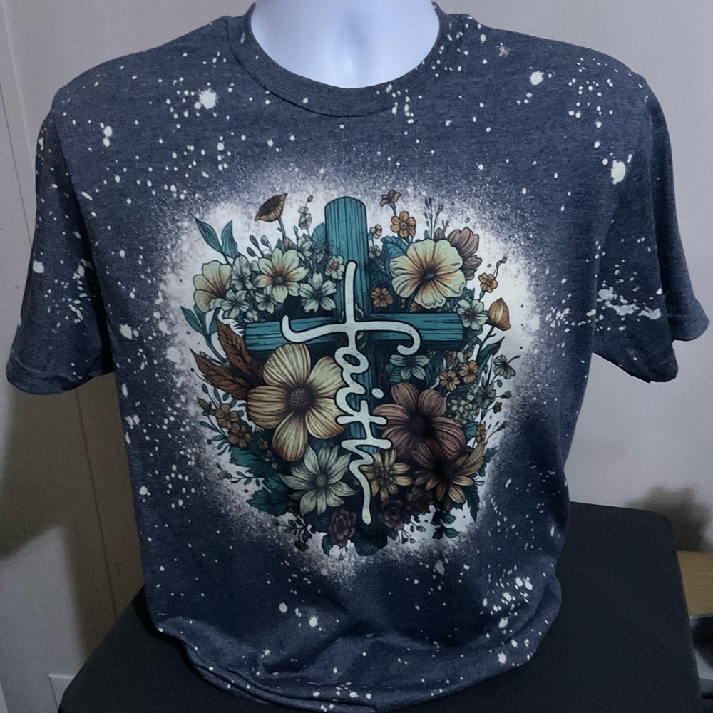 Gildan Soft style Bleached Tee, Floral Faith Graphic Bleached‎ Tees